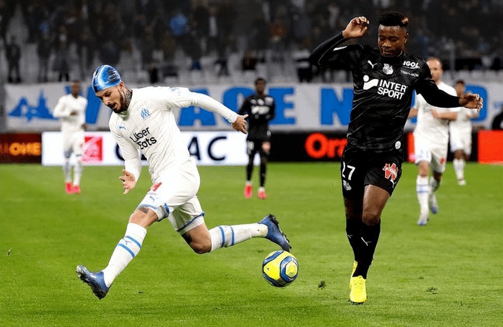 摩纳哥：欧冠赛场的“逆袭诗行”